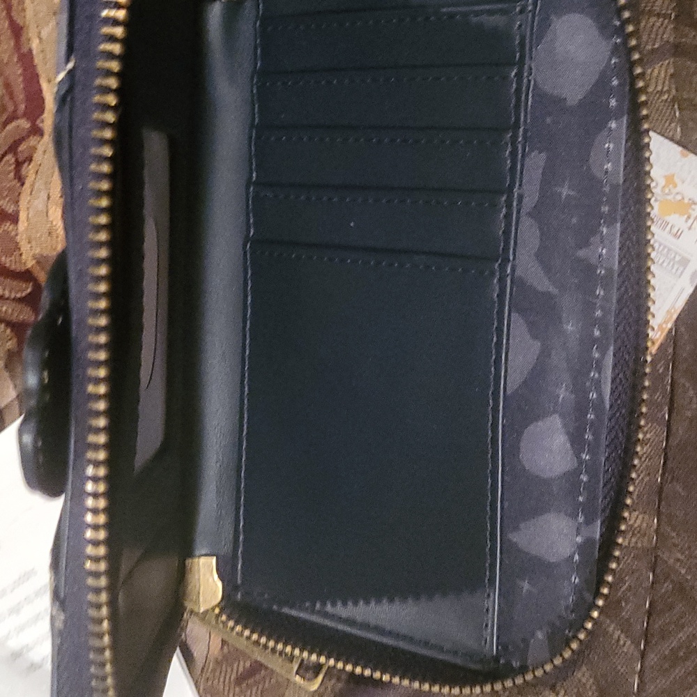 Harry potter hp loungfly wallet tagged wrapped from Disney diagon alley love ❤️ - Picture 6 of 9